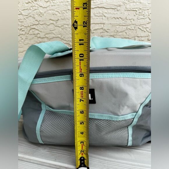 olli cooler calapsible blue 45 can with bottle opener - Picture 8 of 10